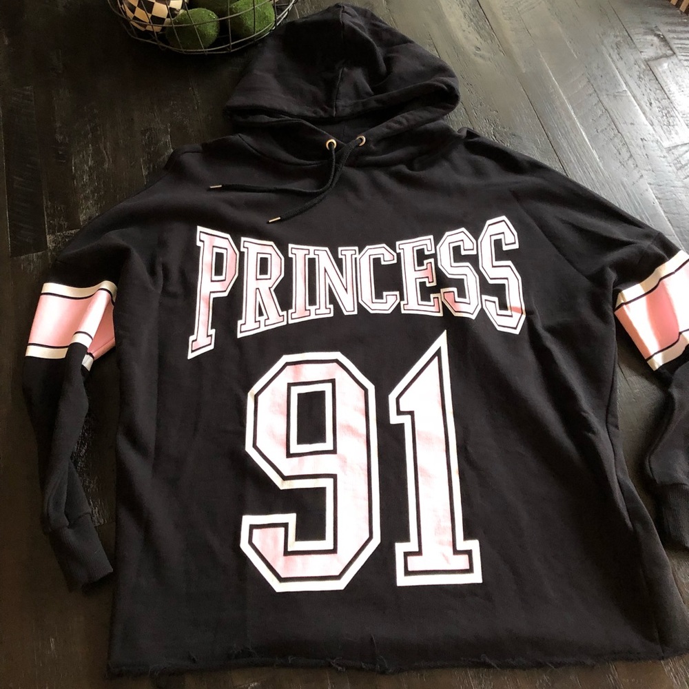 H&M Women’s Hoodie never worn sz L